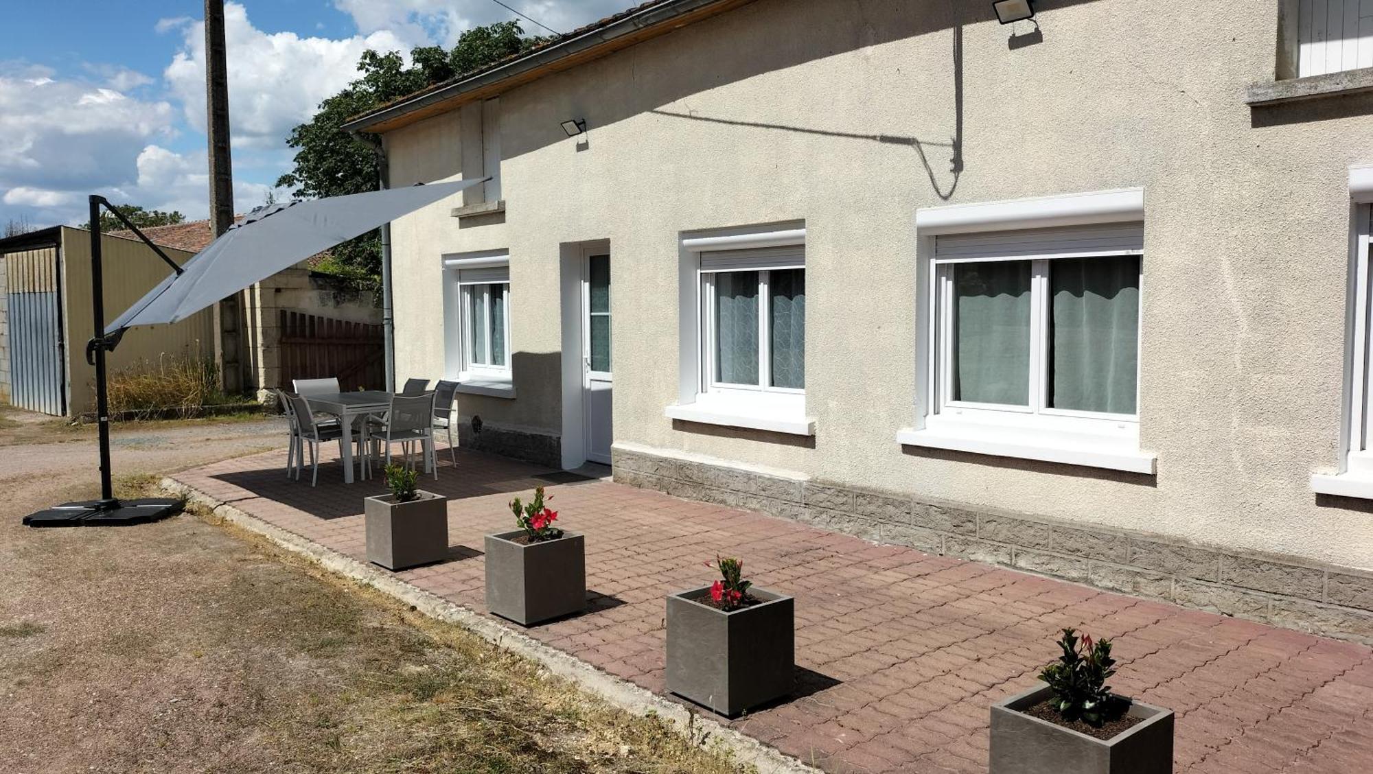 Le P'Tit Quebecois Villa Les-Trois-Moutiers Buitenkant foto